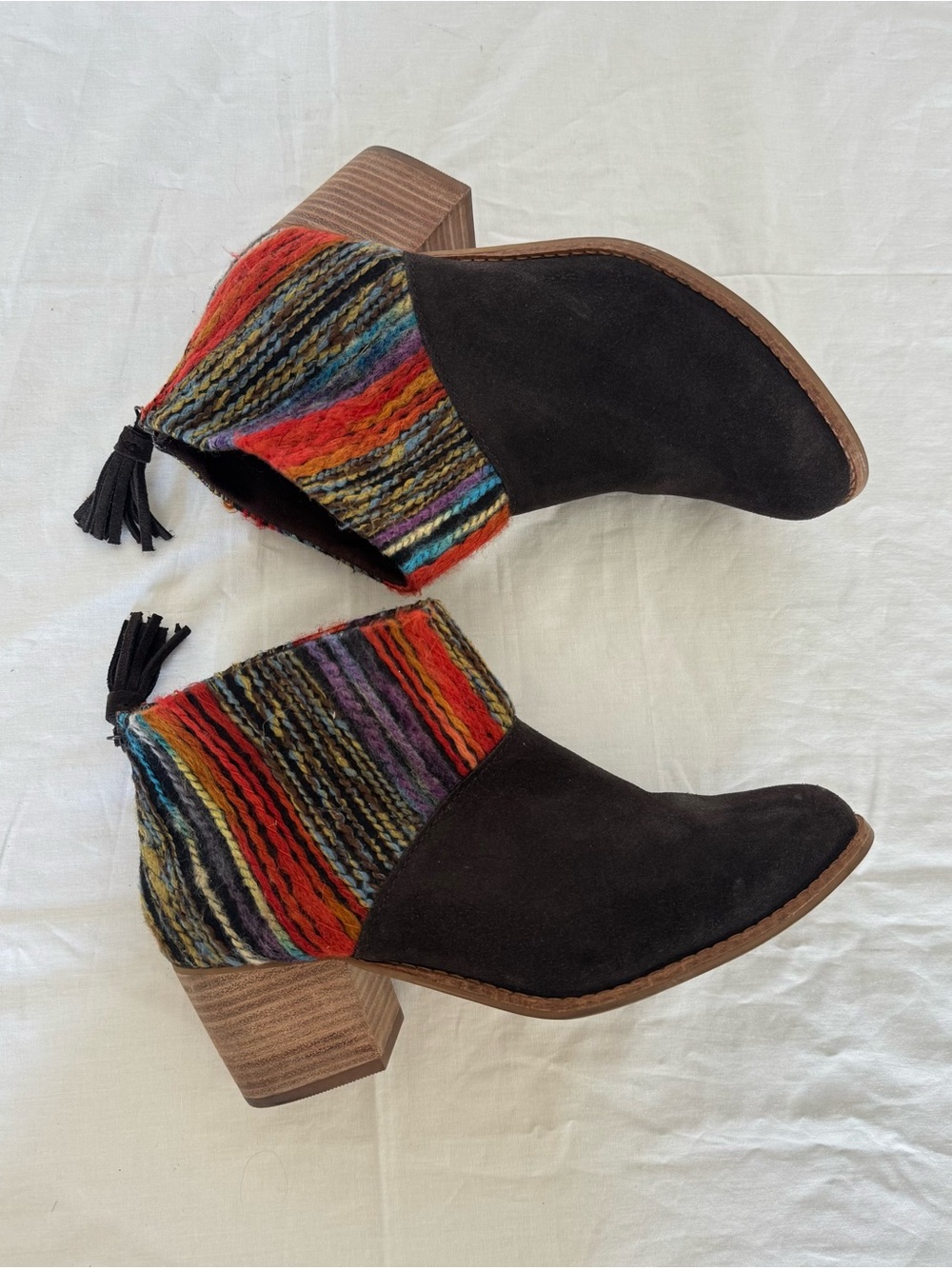 Toms Ankle Boots with Multicolor Knit Cuff Size 8.5